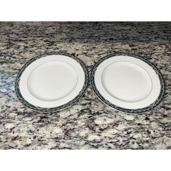 Mikasa Clarendon L3110 Salad Plates Set of 2 Fine China Vtg - Picture 1 of 8
